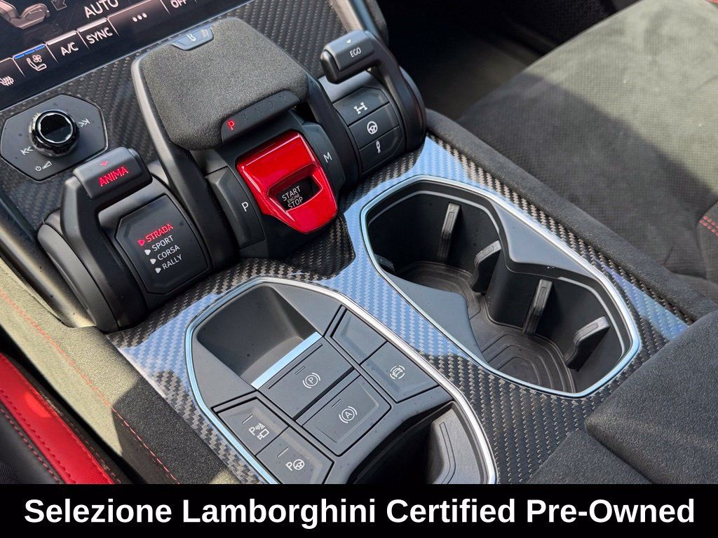 Used 2024 Lamborghini Urus Performante AWD/4WD image 36