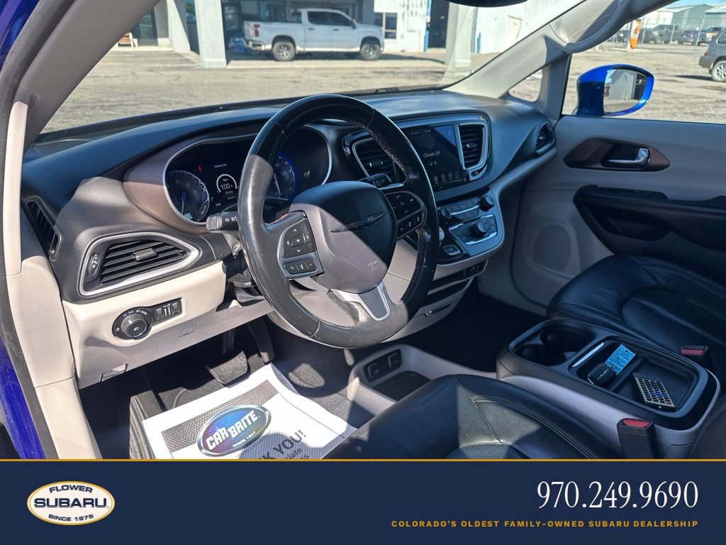 Used 2019 Chrysler Pacifica Touring-L w/ Advanced Safetytec Group FWD image 22