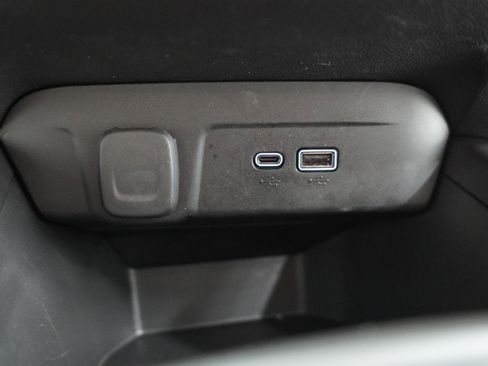 Used 2024 Chevrolet Trax LS w/ LS Convenience Package FWD image 27