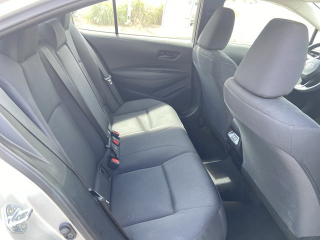 Used 2025 Toyota Corolla LE FWD image 11