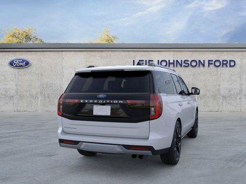 New 2026 Ford Expedition Platinum w/ Platinum Ultimate Package AWD/4WD image 8