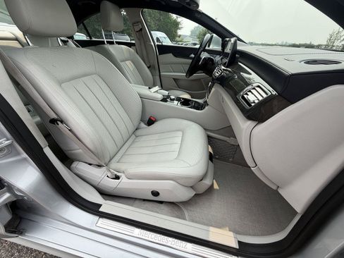 Used 2015 Mercedes-Benz CLS 550 4MATIC image 29