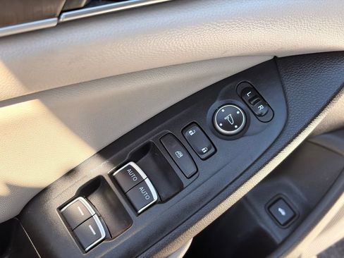 Used 2020 Honda Accord LX image 22