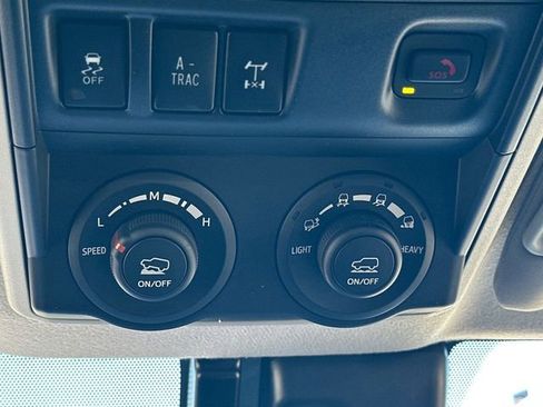Used 2023 Toyota 4Runner TRD Off-Road AWD/4WD image 12