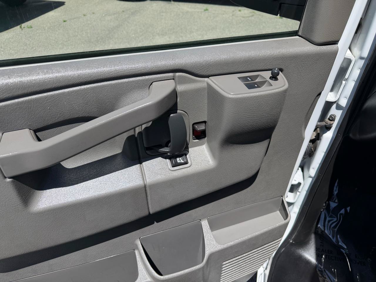 Used 2024 GMC Savana 2500 w/ Driver Convenience Package RWD image 11