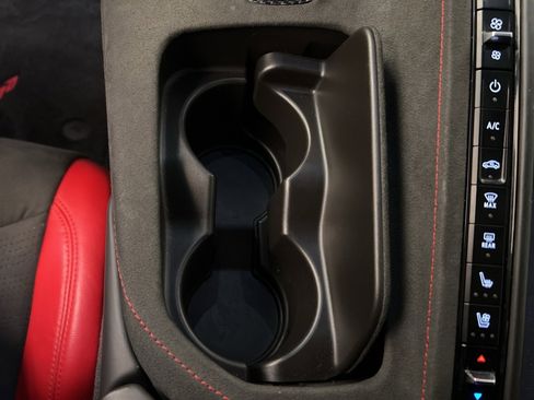 Used 2020 Chevrolet Corvette Stingray Premium Cpe w/ 3LT Preferred Equipment Group image 17