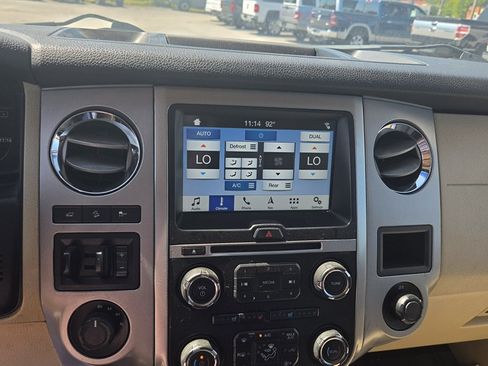 Used 2016 Ford Expedition EL XLT w/ Equipment Group 202A AWD/4WD image 15