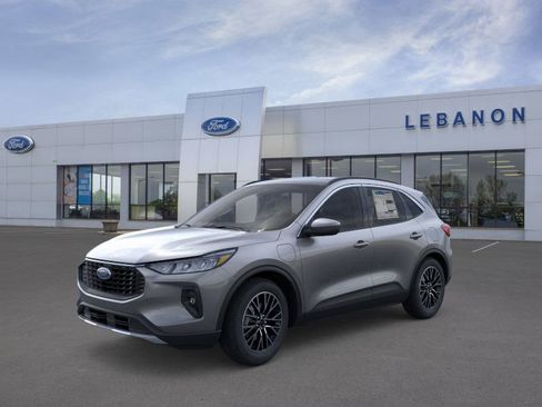 New 2025 Ford Escape SE image 2