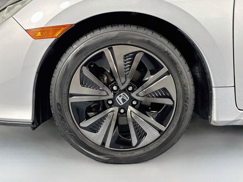 Certified 2017 Honda Civic EX image 30