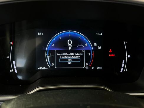 Used 2025 Toyota Corolla Cross XLE FWD image 10