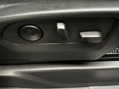 Used 2024 Chevrolet Tahoe LT image 26