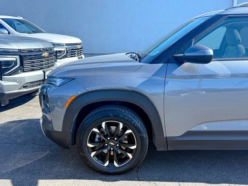Used 2021 Chevrolet TrailBlazer LT w/ Sun and Liftgate Package image 10