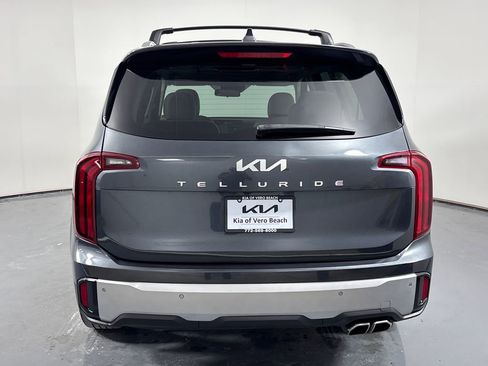 Certified 2024 Kia Telluride S w/ S Sunroof Package image 5