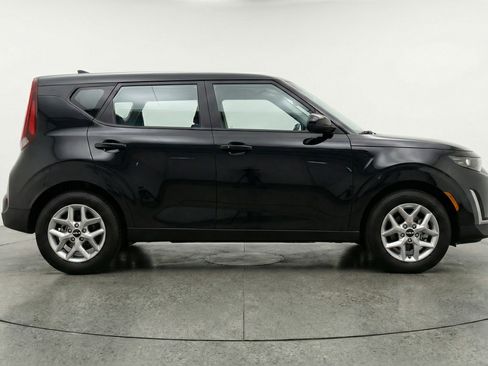 Used 2025 Kia Soul LX w/ LX Technology Package image 11