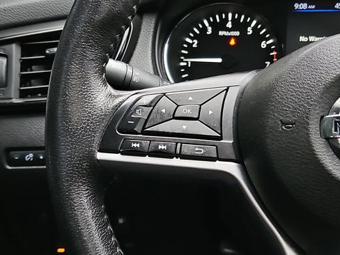 Used 2020 Nissan Rogue SL w/ Premium Package image 21