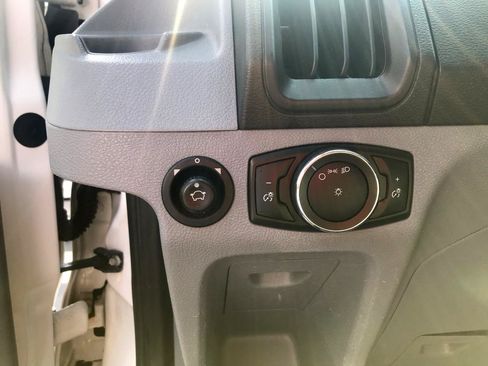 Used 2016 Ford Transit 250 130 Low Roof RWD image 15