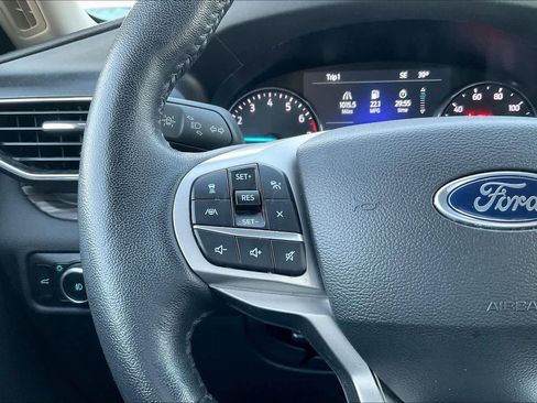 Used 2023 Ford Explorer Limited image 22