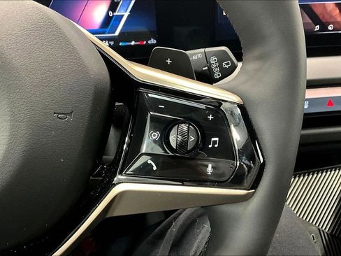 Used 2025 BMW X3 xDrive30i w/ Premium Package image 25