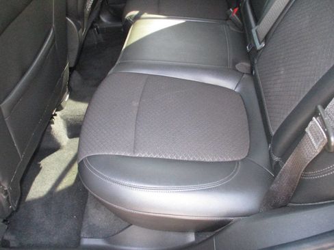 Used 2019 Buick Encore Preferred image 6