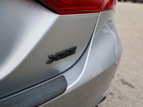 Used 2022 Toyota Camry XSE w/ Navigation Package image 12