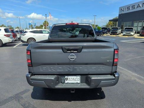 Certified 2023 Nissan Frontier SV w/ Technology Package RWD image 7