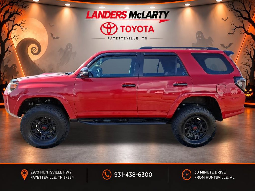 Used 2021 Toyota 4Runner Venture w/ Moonroof Package AWD/4WD image 6