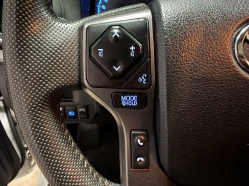 Used 2019 Toyota Tacoma TRD Pro AWD/4WD image 13