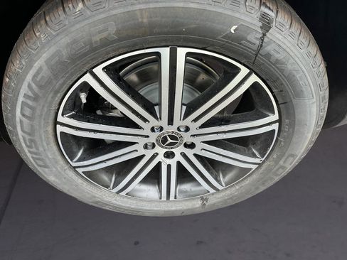 New 2026 Mercedes-Benz GLE 350 4MATIC image 9