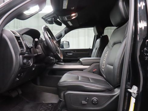 Used 2022 RAM 1500 Rebel w/ Night Edition image 10