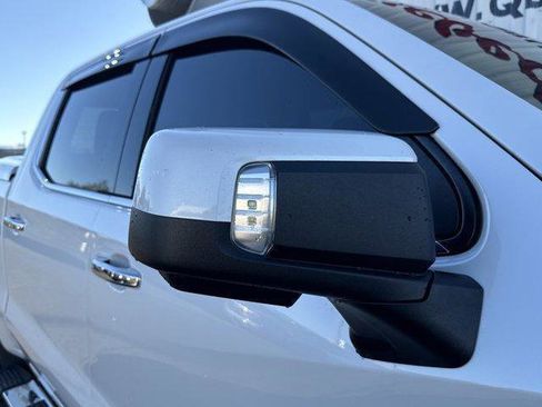 Used 2019 Chevrolet Silverado 1500 High Country w/ Technology Package image 54