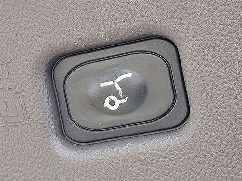 Used 2020 Lincoln Nautilus Reserve image 28