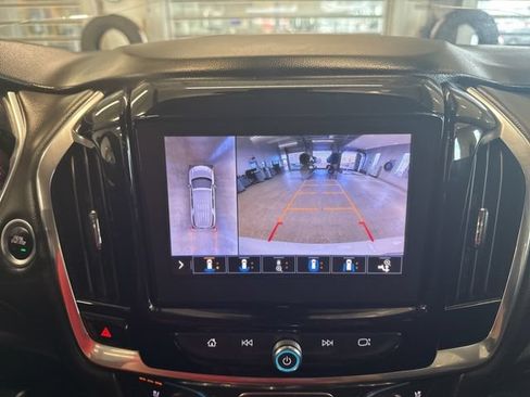 Certified 2020 Chevrolet Traverse Premier w/ Redline Edition AWD/4WD image 21