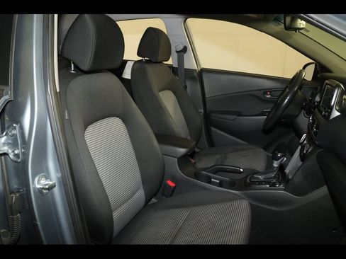 Used 2021 Hyundai Kona SEL AWD/4WD image 28