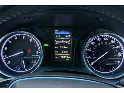 Used 2019 Toyota Camry SE FWD image 27