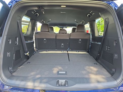 New 2025 Nissan Armada SL image 13