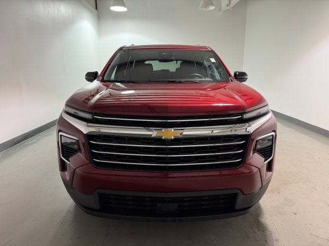 Certified 2026 Chevrolet Traverse LT FWD image 2