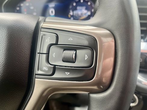 Used 2024 Chevrolet Silverado 2500 High Country w/ High Country Premium Package image 19