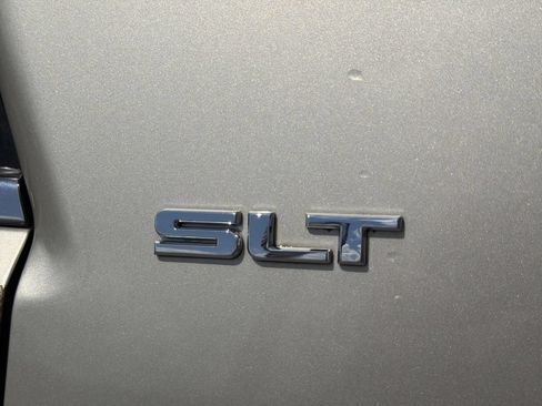 Used 2014 GMC Acadia SLT FWD image 32