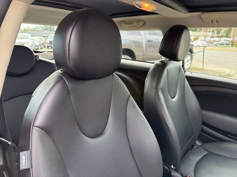 Used 2011 MINI Cooper Hardtop image 15
