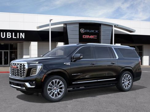 New 2026 GMC Yukon XL Denali w/ Denali Reserve Package image 6