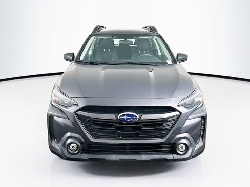 Used 2023 Subaru Outback image 2