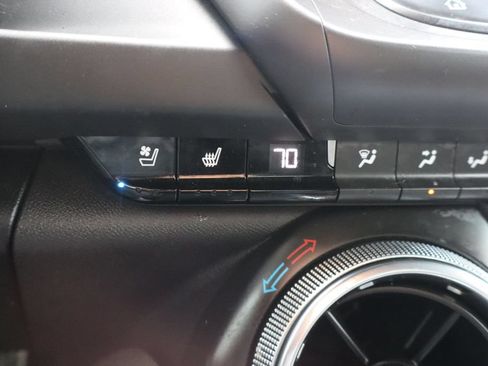 Used 2022 Chevrolet Camaro ZL1 RWD image 15