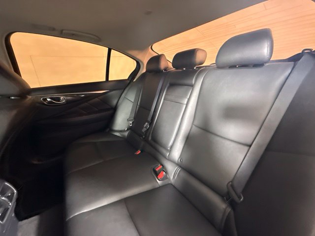 Used 2018 INFINITI Q50 Luxe w/ Essential Package (3.0T Luxe) AWD/4WD image 29
