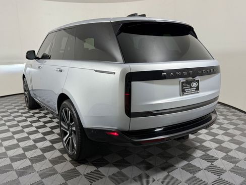 Used 2023 Land Rover Range Rover Autobiography AWD/4WD image 3