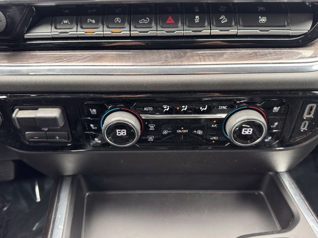 Certified 2024 Chevrolet Silverado 1500 LTZ AWD/4WD image 15