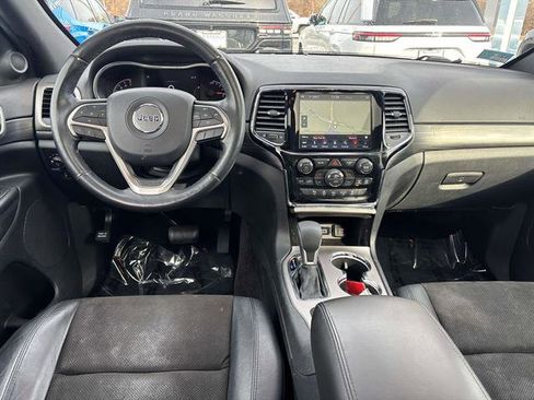 Certified 2019 Jeep Grand Cherokee Altitude image 10