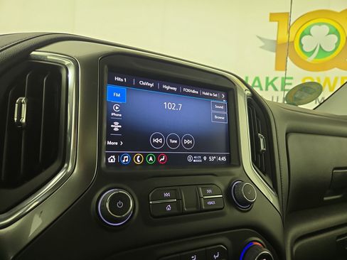 Certified 2022 Chevrolet Silverado 2500 LTZ w/ LTZ Plus Package image 19