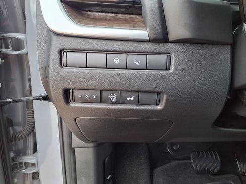 Used 2024 Nissan Rogue Platinum w/ Platinum Premium Package FWD image 23