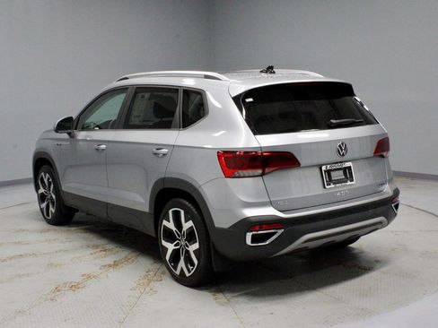 Used 2023 Volkswagen Taos SEL AWD/4WD image 9
