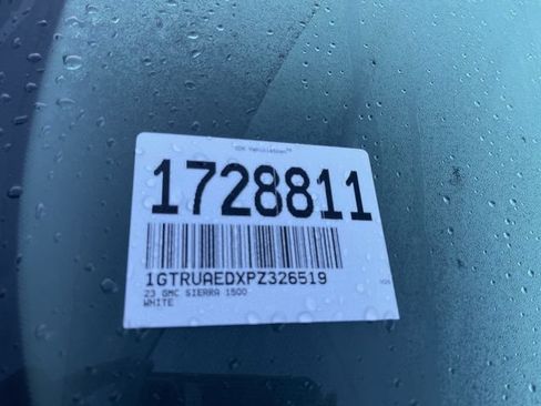 Used 2023 GMC Sierra 1500 Pro w/ Graphite Edition AWD/4WD image 7